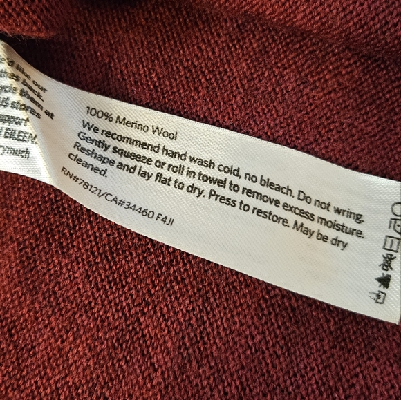 Eileen Fisher 100% Merino Wool Burgundy Tunic Sweater XS - Picture 4 of 11